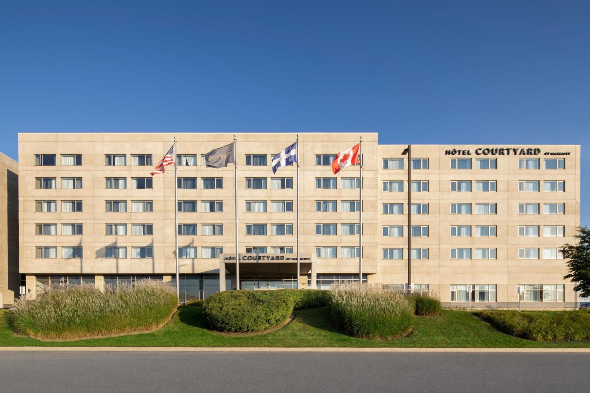 Courtyard By Marriott Montreal Airport Hotel Dorval Exterior photo