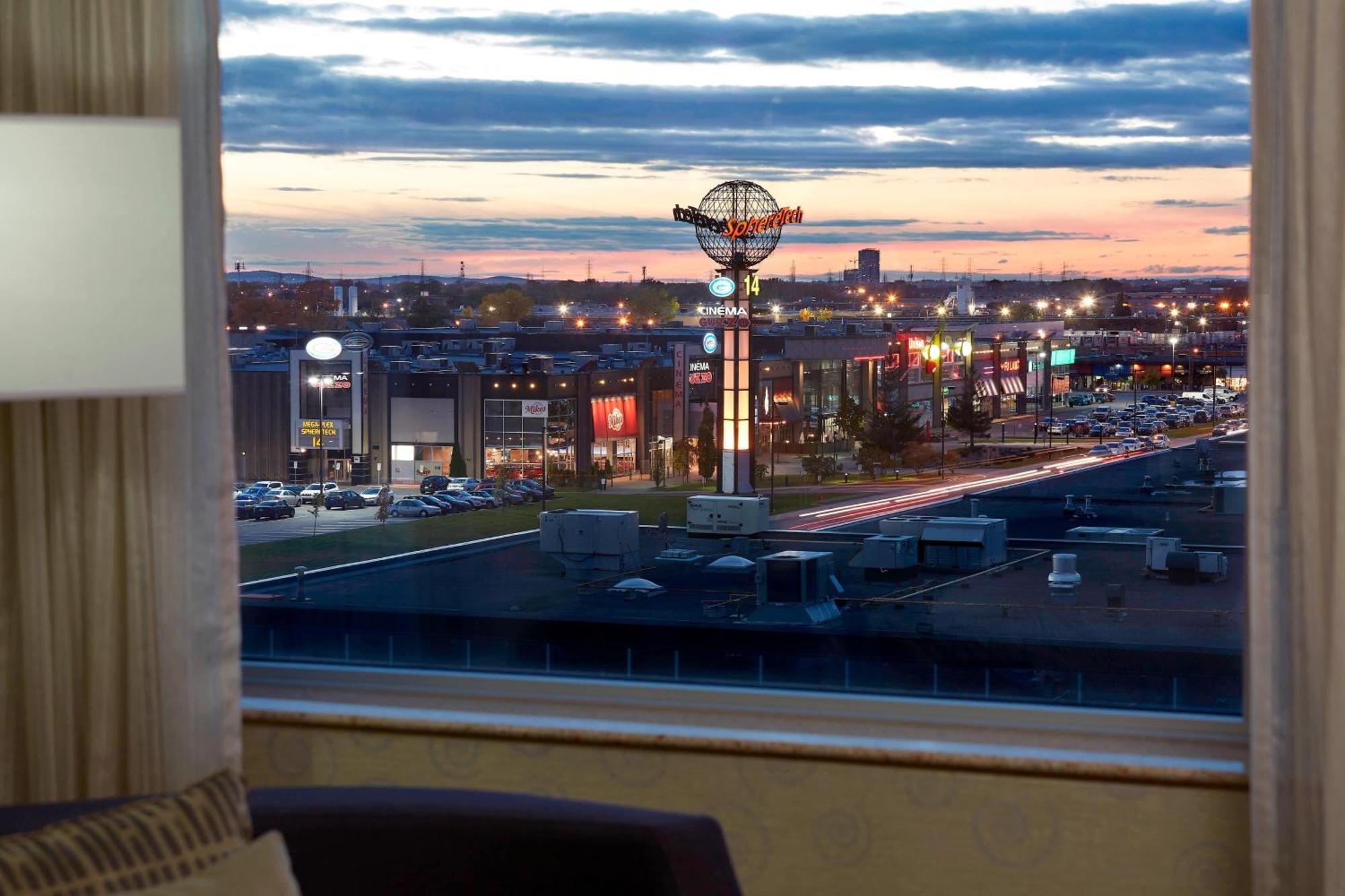 Courtyard By Marriott Montreal Airport Hotel Dorval Exterior photo